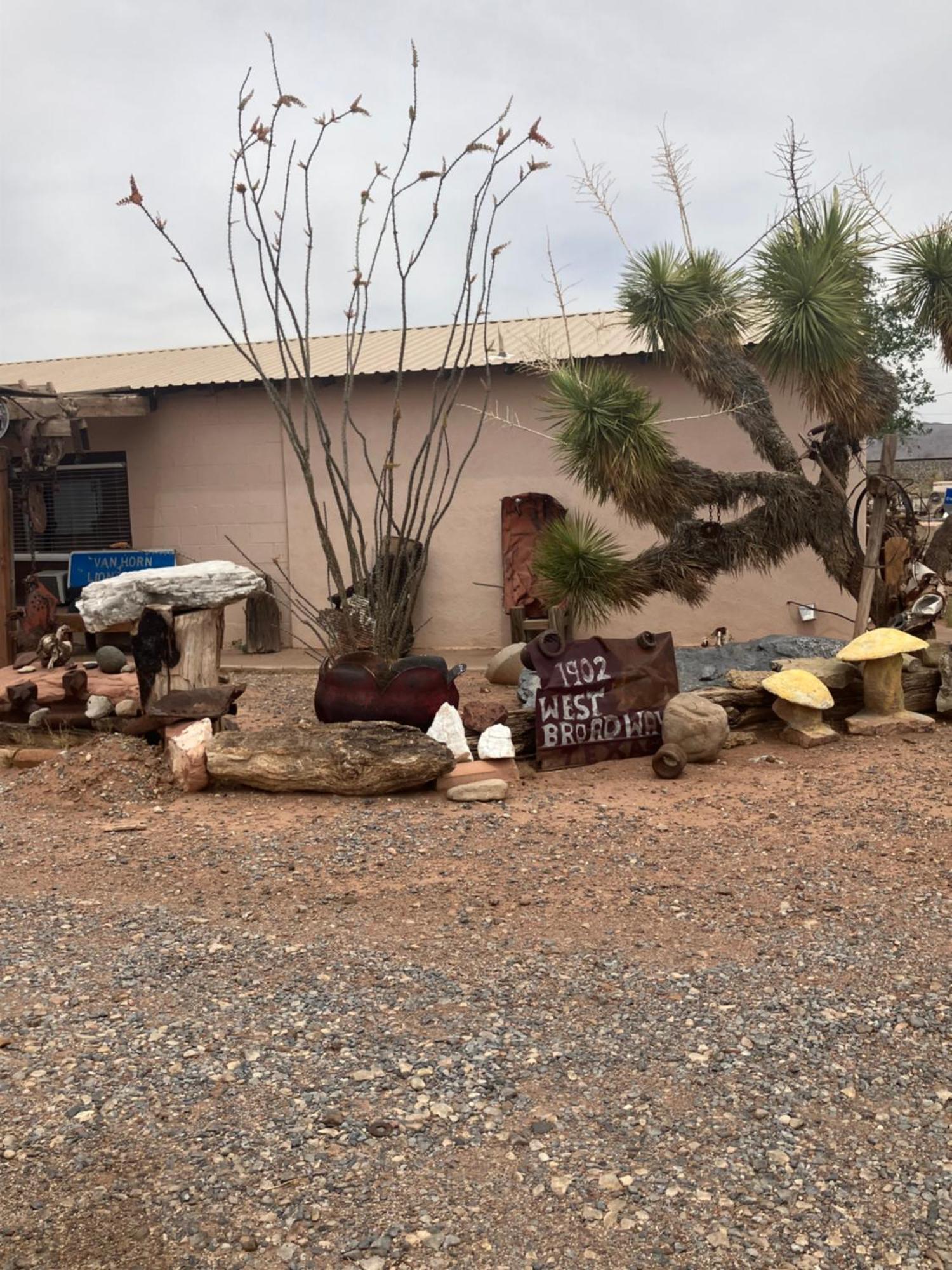 A Taste Of West Texas The Old Rock Shop Villa แวนฮอร์น ภายนอก รูปภาพ